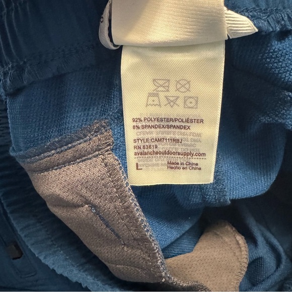 Avalanche NWT Men's Convertible Zip Off Pants - Picture 7 of 7